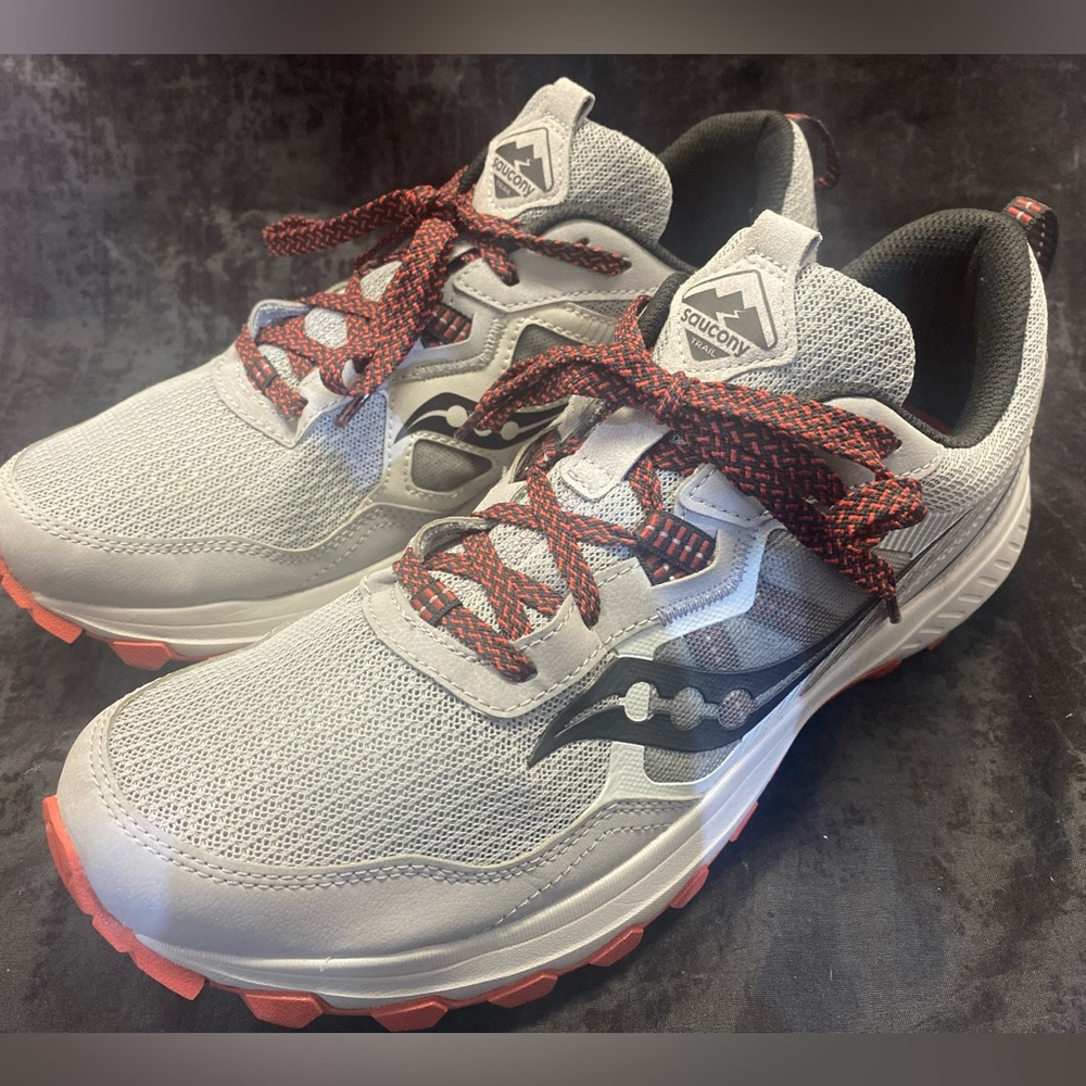 Saucony Excursion TR16 Men's 11 Trail Running Shoes Sneakers Red & Gray